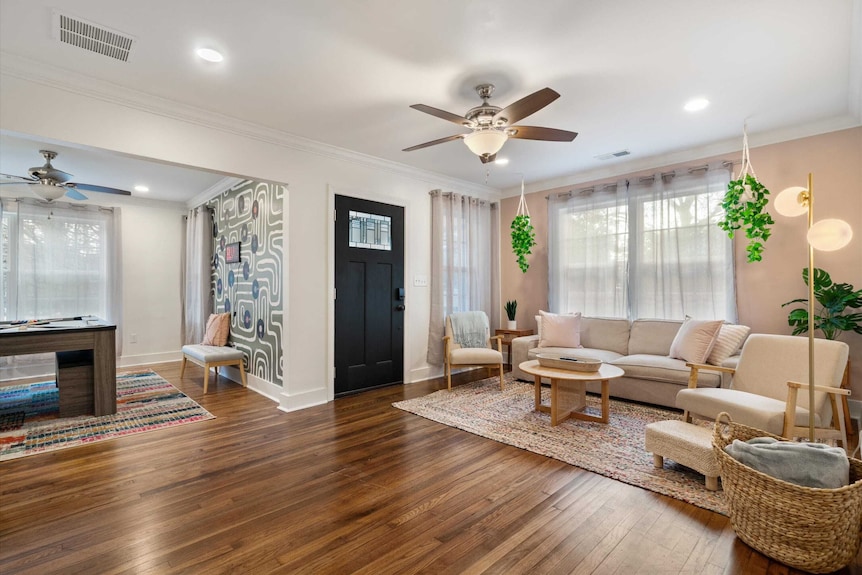 5br | Hot Tub & Pool Table | Mins To Beale - Memphis, TN