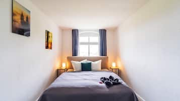 2 bedrooms, WiFi, bed sheets