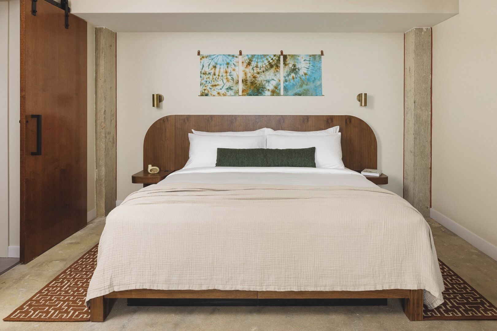 Chic Urban Retreat: Premium 1 Bedroom Suite in the Heart of Music City