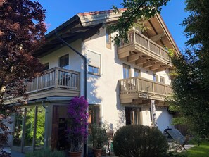 Esterni