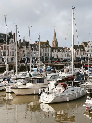 Calm, stylish house in Le Pouliguen, near Côte Sauvage. Perfect for families !