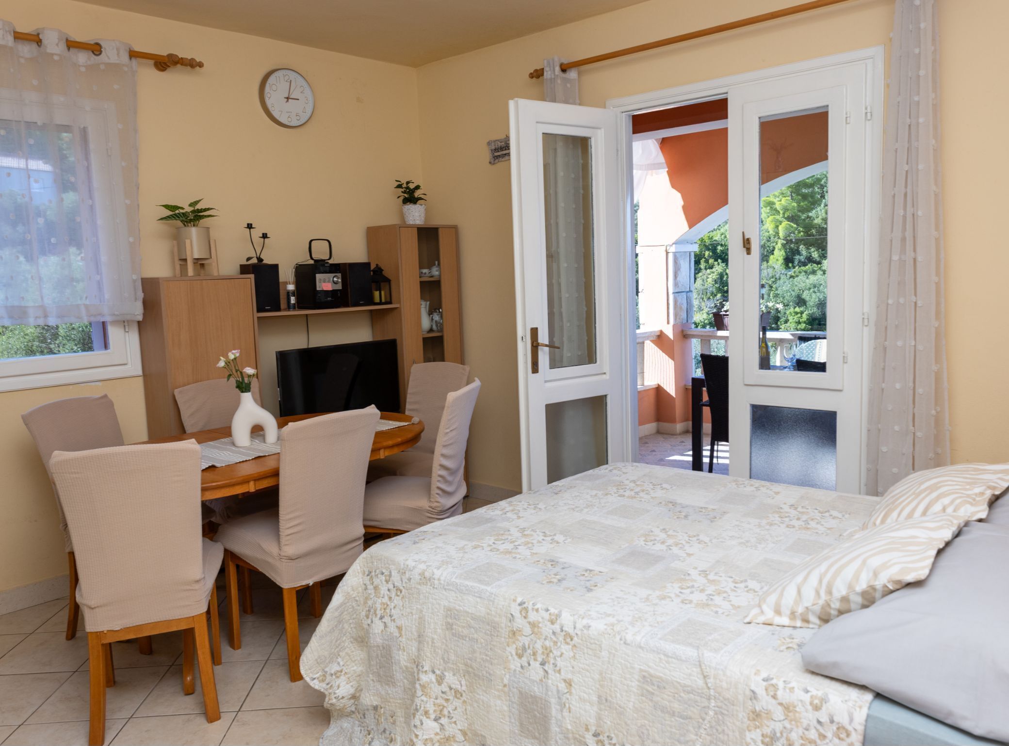 Apartment (Apartments Sea Line - One Bedroom Apa) | Bathroom | Shower, towels