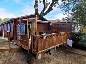 Exterior - Chalet Bleu Comfortable holiday residence (Bias, Frankreich)