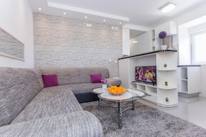 Apartment (Apartment Mojaš - Two Bedroom Apartm) | Living room