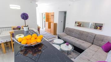 Appartement (Apartment Mojaƥ - Two Bedroom Apartm) | Salle de séjour