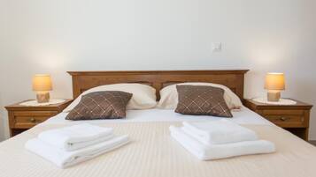 Apartment (Apartment Mojaš - Two Bedroom Apartm) | 2 bedrooms, cots/infant beds, free WiFi