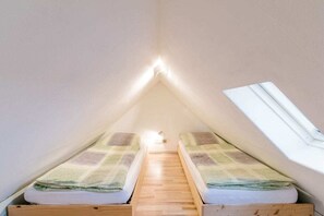 2 dormitorios, tabla de planchar con plancha, wifi gratis