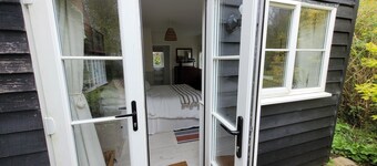 Cosy and warm old school country house surrounded by countryside and walks