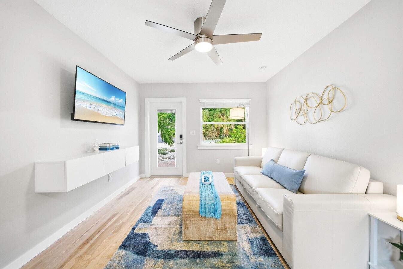 Smart TV, books, video library, stereo