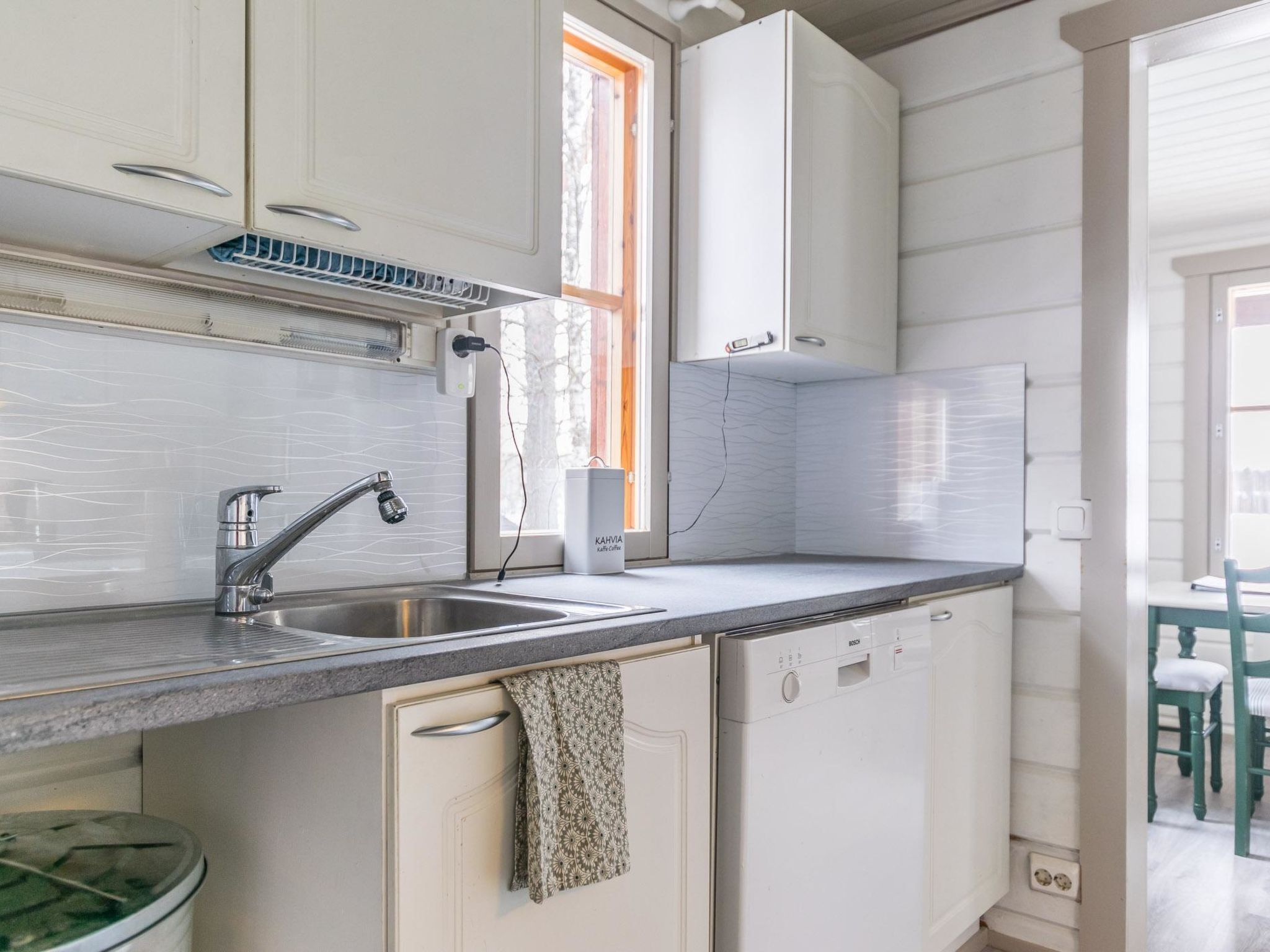 ثلاجة، غسالة أطباق، مستلزمات طهي/أطباق/أوعية