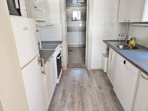 Fridge, dishwasher, cookware/dishes/utensils - Haaparanta by Interhome (Ruovesi)