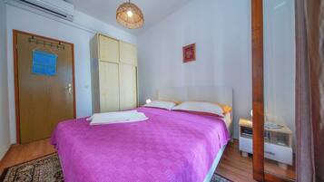 Apartment (Apartments Filipović - One Bedroom A) | 3 bedrooms, free WiFi