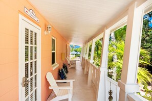 Terrace/patio - Heron Lagoon, dock, pool, the Poolside Complex at Siesta Key Bungalows (Siesta Key)