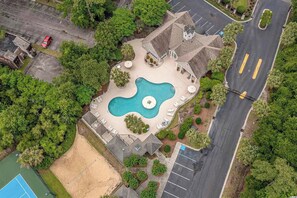Outdoor pool - Savannah Shores (Myrtle Beach)