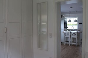 Réfrigérateur, four, plaque de cuisson, lave-vaisselle