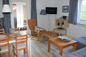 Fernseher, Stereoanlage