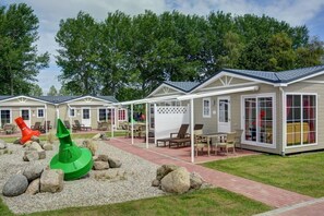 Children's area - Seemöwe ("Seagull") F178. (Fehmarn)