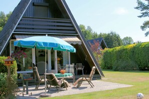 Outdoor dining - Taubenweg 19 Comfortable holiday residence (Fintel)