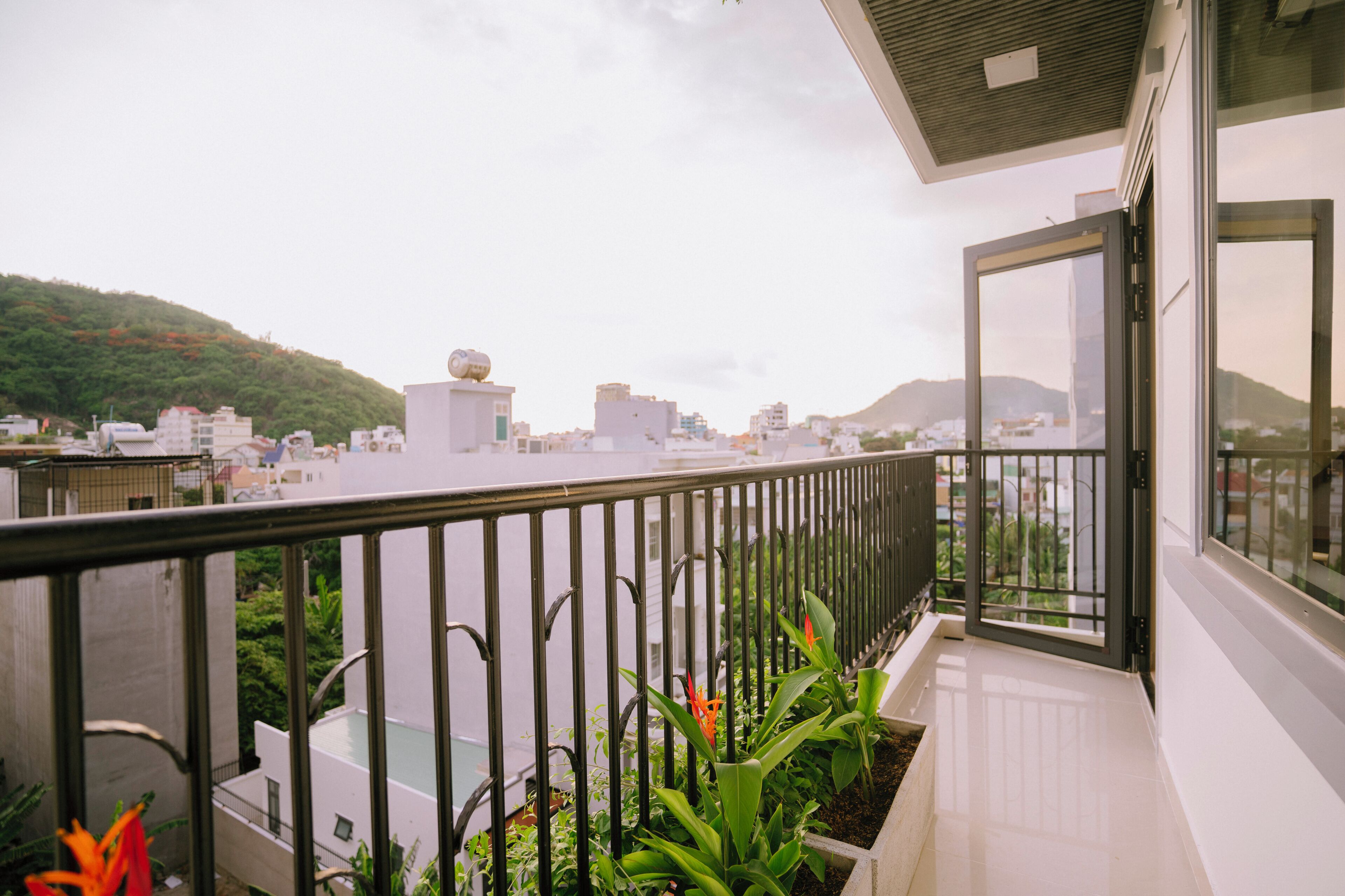 Habitación doble Deluxe, vista a la montaña | Vista del balcón