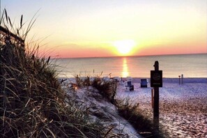 On the beach - Colette and Oliver Ewald (Sylt\/ Keitum)