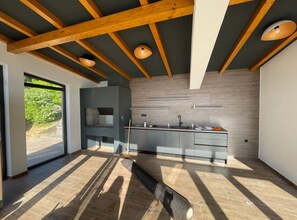 Talo (Two Bedroom House with Jacuzzi and We) | Yksityinen keittiö