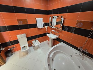 Comfort Duplex, Beach View | Bathroom | Hair dryer, bathrobes, slippers, towels