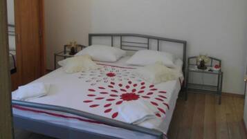 Apartment (One Bedroom apartment with Terrace) | 1 bedroom, free WiFi