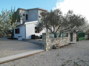 Huoneisto (One Bedroom apartment with Terrace) | Ulkopuoli