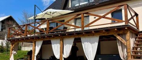 House (Three Bedroom Holiday Home) | Exterior
