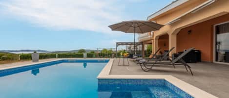 Villa (Three Bedroom Villa) | Piscine