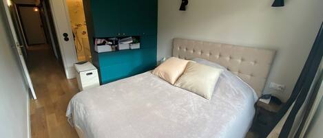 3 Schlafzimmer, Bügeleisen/Bügelbrett, WLAN, Bettwäsche