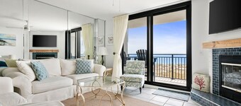 Oceanfront 3 BR | Balcony, Pool & Beach Access