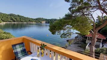 Apartment (Apartments Vinko Mljet- One-Bedroom A) | Blick von der Unterkunft