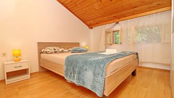 Apartment (Standard Two Bedroom Apartment) | 8 bedrooms, free WiFi