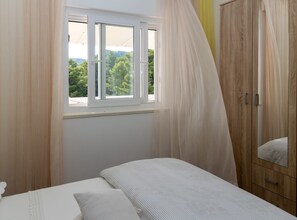 7 bedrooms, cots/infant beds, free WiFi - Apartments Villa Marijana (Blato)