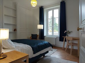 4 habitaciones, wifi gratis y ropa de cama 