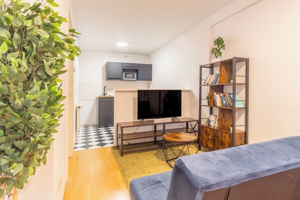 Interior - Terrace, 4k TV, Coffee, Netflix (Bad Dürrenberg)