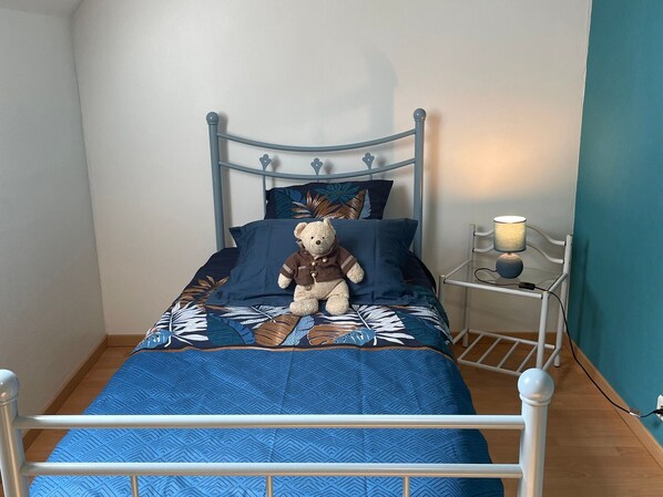 2 bedrooms