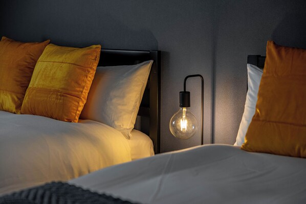 4 bedrooms, free WiFi - 1688 HOUSE OSAKA (Osaka)