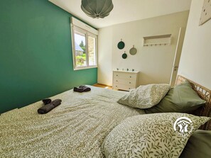 2 bedrooms, free WiFi, bed sheets