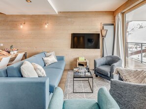 TV - 3-room cabin apartment, 6 guests, Tignes (Tignes)