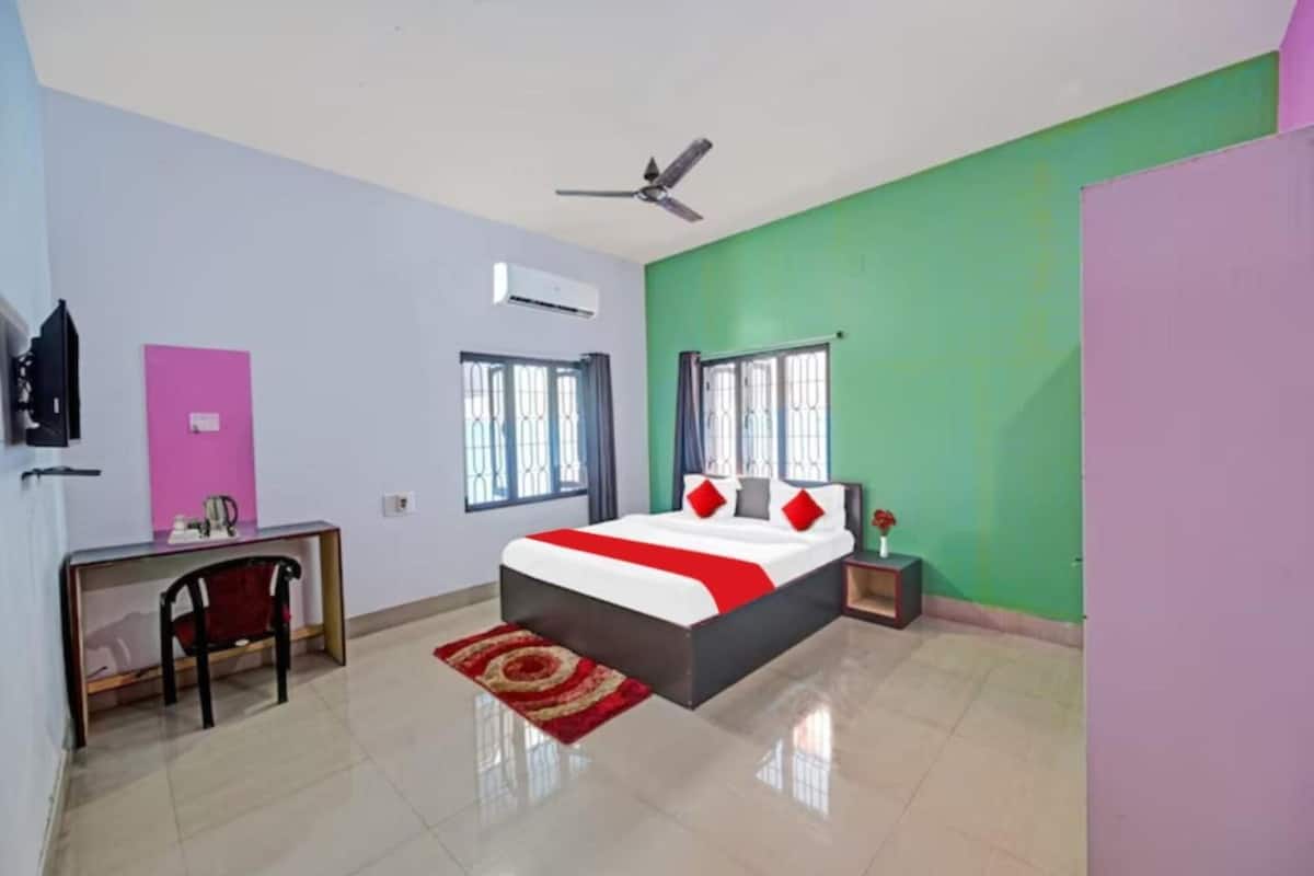 Standard Double Room, City View