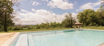 Chambre D'hôtes Belle Vue - Piscine - Vue Panoramique - Cuisine et Salon Privés