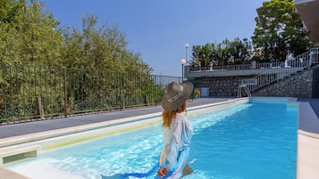 Piscina all'aperto