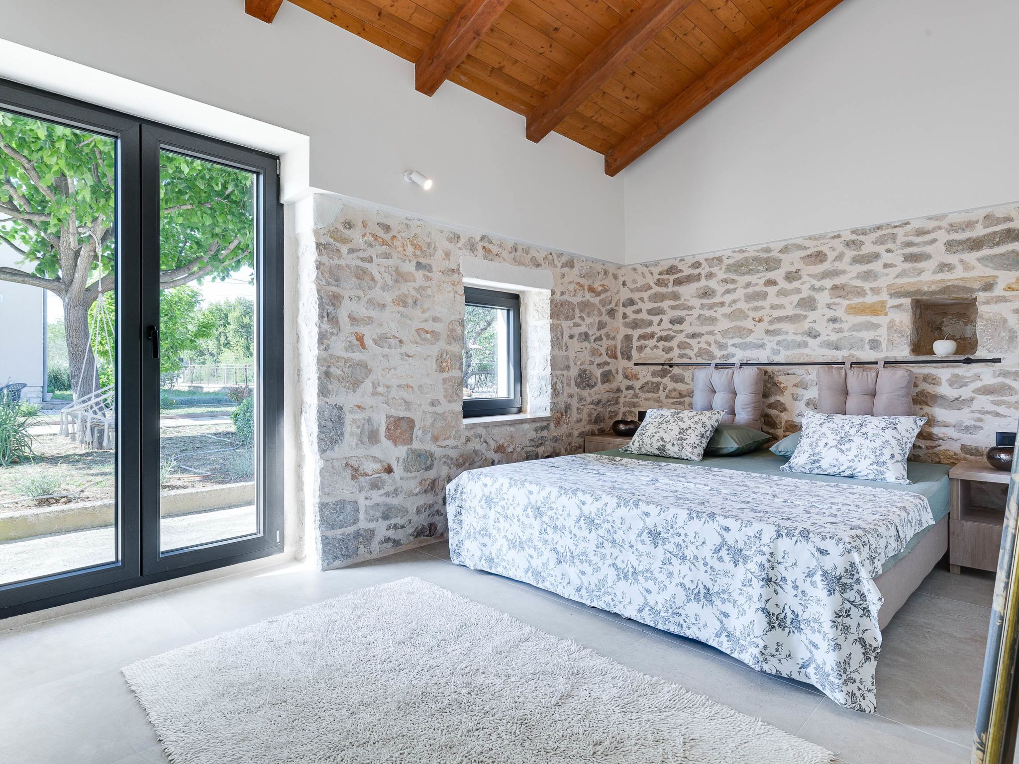 1 bedroom, internet