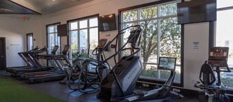 Landing | Stylish 1BD, Clubhouse, Yoga Studio