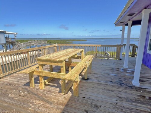 Purple Pelican - Boat Access - Island Realty