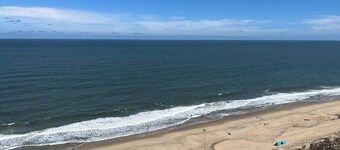 Welcome to your oceanfront beach retreat Penthouse!