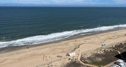 Welcome to your oceanfront beach retreat Penthouse!