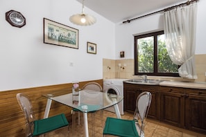 Studio (Apartment Vukic - Studio Apartment wi) | Dineerruimte